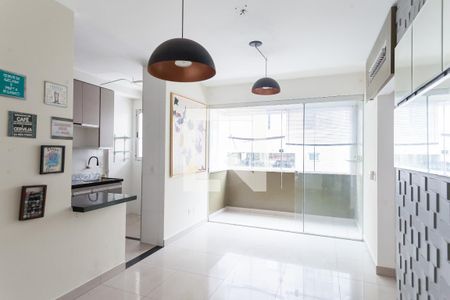 sala de apartamento para alugar com 2 quartos, 67m² em Buritis, Belo Horizonte