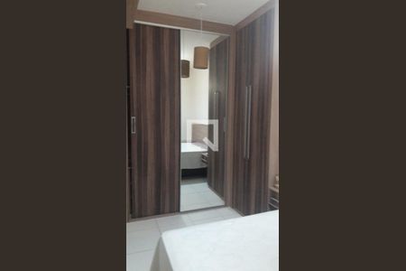 Quarto de apartamento para alugar com 2 quartos, 64m² em Marapé, Santos