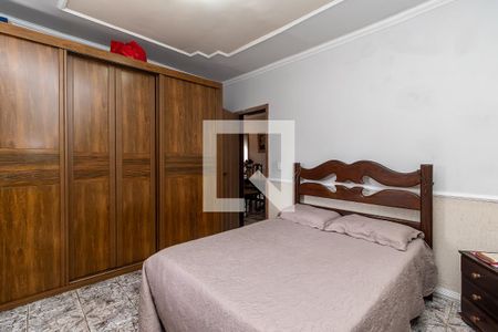 Quarto 1 - Casa 1 de casa para alugar com 5 quartos, 280m² em Piratininga, Belo Horizonte