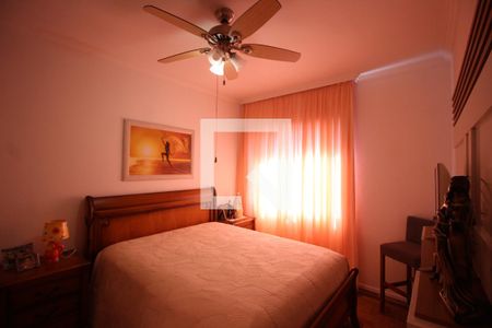 Quarto 1 de apartamento à venda com 2 quartos, 58m² em Rio Branco, Porto Alegre