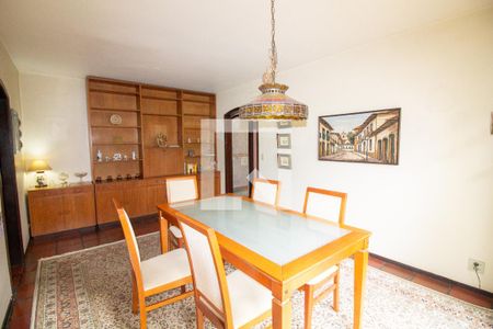 Sala de Jantar de casa à venda com 3 quartos, 255m² em Jardim dos Estados, São Paulo