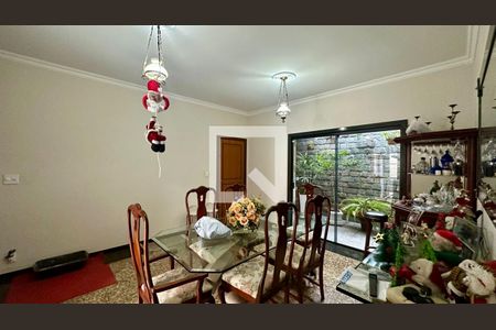 Sala  de casa à venda com 4 quartos, 282m² em Parque Sao Joao Batista, Belo Horizonte