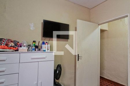 Quarto 2 de casa à venda com 4 quartos, 220m² em Chora Menino, São Paulo