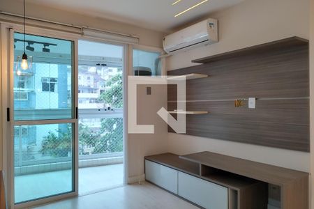 Sala de apartamento à venda com 2 quartos, 62m² em Freguesia (jacarepaguá), Rio de Janeiro