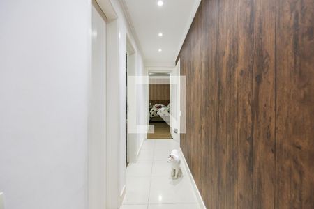 Corredor de apartamento à venda com 3 quartos, 125m² em Vila Suzana, São Paulo