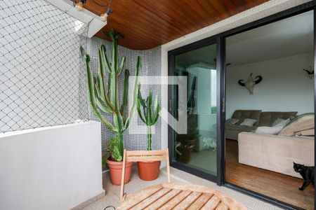 Sala de apartamento à venda com 3 quartos, 125m² em Vila Suzana, São Paulo
