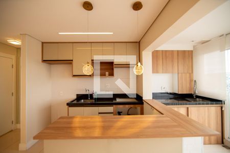 Sala_Cozinha Cojugada de apartamento para alugar com 1 quarto, 48m² em Alphaville Empresarial, Barueri