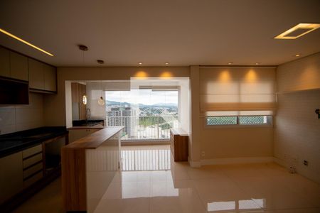 Sala_Cozinha Cojugada de apartamento para alugar com 1 quarto, 48m² em Alphaville Empresarial, Barueri