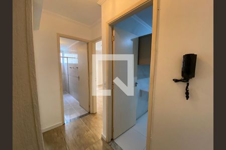 Corredor de apartamento para alugar com 2 quartos, 70m² em Santa Cecilia, São Paulo