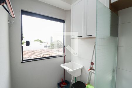 Sala/Cozinha/Área de Serviço de apartamento para alugar com 1 quarto, 38m² em Parque Peruche, São Paulo