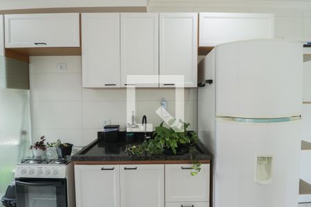 Sala/Cozinha/Área de Serviço de apartamento para alugar com 1 quarto, 38m² em Parque Peruche, São Paulo