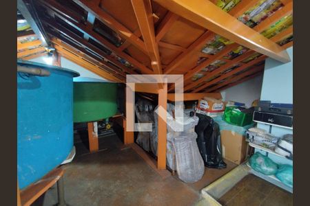 Sótão  de casa à venda com 3 quartos, 315m² em Bosque da Saúde, São Paulo