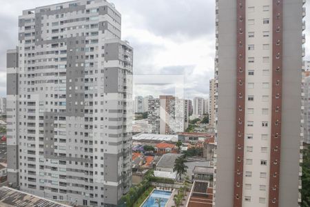 Vista da Sala e Cozinha de apartamento para alugar com 1 quarto, 24m² em Água Branca, São Paulo