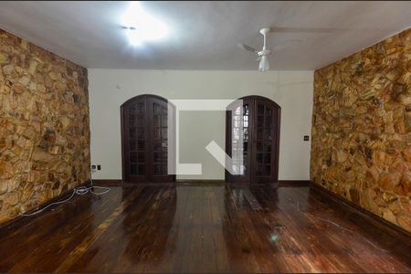 Sala 1 de casa para alugar com 5 quartos, 246m² em Maracanã, Rio de Janeiro