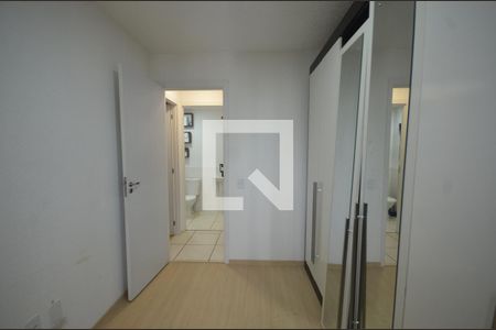 Quarto 1 de apartamento para alugar com 2 quartos, 50m² em Guadalupe, Rio de Janeiro