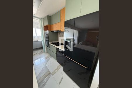 Cozinha de apartamento à venda com 3 quartos, 146m² em Vila Penteado, São Paulo