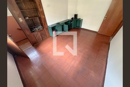 Sala de TV de casa para alugar com 4 quartos, 800m² em Alto da Lapa, São Paulo