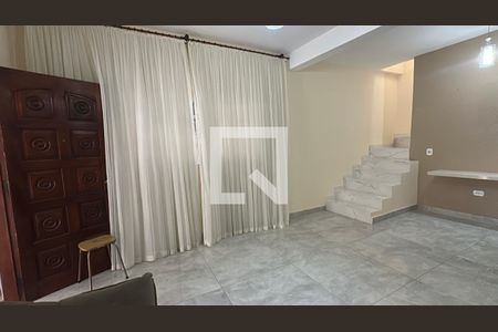 Sala de casa para alugar com 2 quartos, 200m² em Parque Viana, Barueri