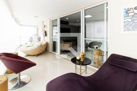 Varanda de apartamento à venda com 4 quartos, 186m² em Vila Romana, São Paulo