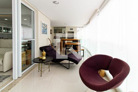 Varanda de apartamento à venda com 4 quartos, 186m² em Vila Romana, São Paulo