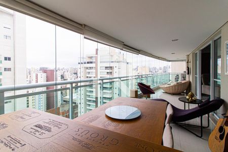 Varanda de apartamento à venda com 4 quartos, 186m² em Vila Romana, São Paulo