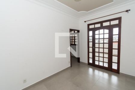 Sala 3 de casa para alugar com 3 quartos, 250m² em Eldorado, Contagem