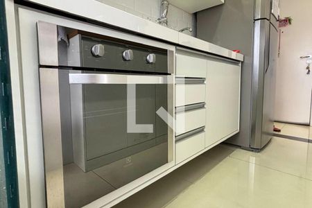 Cozinha  de apartamento à venda com 2 quartos, 55m² em Jardim Independencia, São Bernardo do Campo