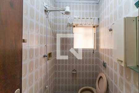 Banheiro 1 de casa para alugar com 3 quartos, 260m² em Jardim Ocara, Santo André