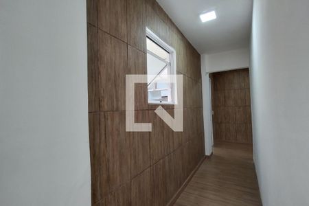 Corredor de apartamento para alugar com 2 quartos, 70m² em Freguesia (jacarepaguá), Rio de Janeiro