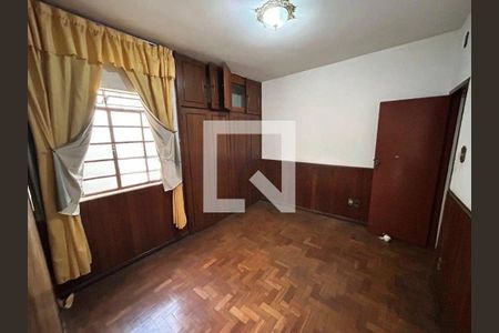 Casa à venda com 5 quartos, 400m² em Sagrada Família, Belo Horizonte