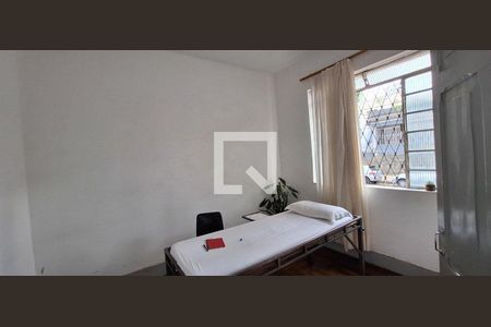 Casa à venda com 2 quartos, 146m² em Floresta, Belo Horizonte