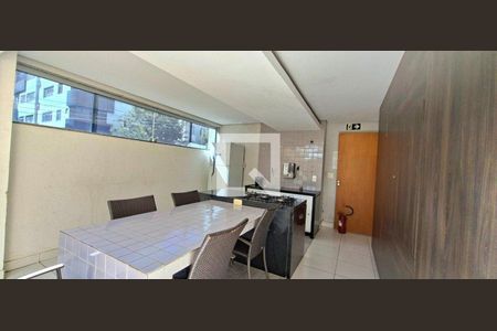 Apartamento à venda com 3 quartos, 96m² em Castelo, Belo Horizonte