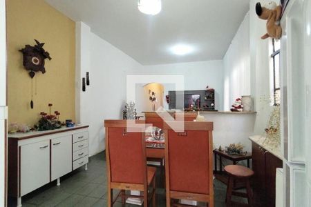 Casa à venda com 6 quartos, 220m² em Santa Tereza, Belo Horizonte