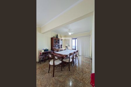 Sala de apartamento para alugar com 4 quartos, 328m² em Vila Tupi, Praia Grande