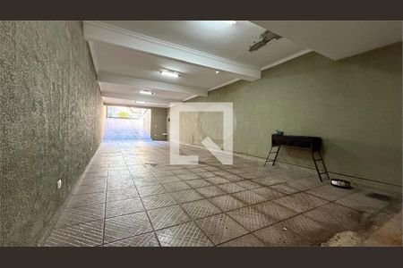 Casa à venda com 3 quartos, 200m² em Vila Mangalot, São Paulo