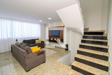 Casa à venda com 3 quartos, 180m² em Sagrada Família, Belo Horizonte