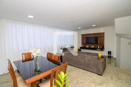 Casa à venda com 3 quartos, 180m² em Sagrada Família, Belo Horizonte