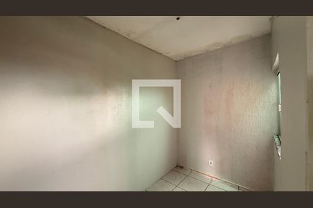 Quarto 02 de apartamento para alugar com 2 quartos, 40m² em Qr 210, Brasília