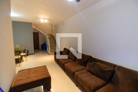 Sala de casa para alugar com 3 quartos, 174m² em Maravista, Niterói