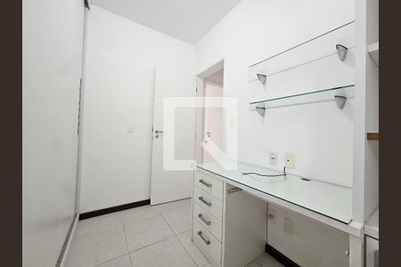quarto 1 escritório  de apartamento para alugar com 3 quartos, 90m² em Pituba, Salvador