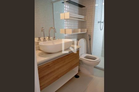 Foto 03 de apartamento à venda com 2 quartos, 70m² em Melville Empresarial II, Barueri