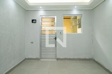 Sala de casa para alugar com 1 quarto, 30m² em Parque Santa Madalena, São Paulo