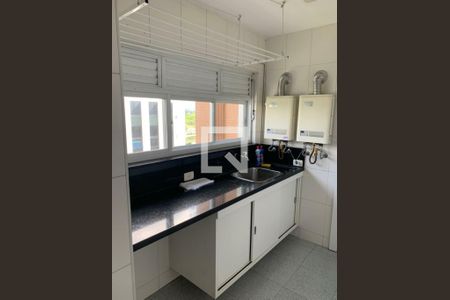 Apartamento para alugar com 3 quartos, 180m² em Alto de Pinheiros, São Paulo