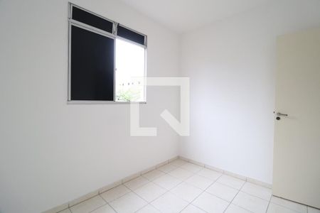 Quarto 1 de apartamento para alugar com 2 quartos, 45m² em Shopping Park, Uberlândia