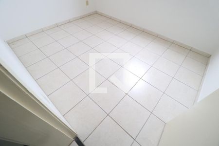Quarto 1 de apartamento para alugar com 2 quartos, 45m² em Shopping Park, Uberlândia