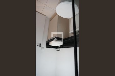 Banheiro 1 de apartamento à venda com 2 quartos, 44m² em Vila Flora, Guarulhos