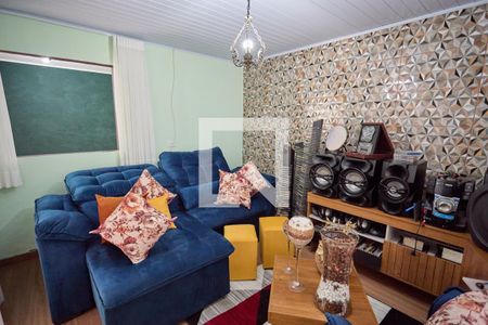 Sala de casa para alugar com 4 quartos, 200m² em Aviação, São José dos Pinhais