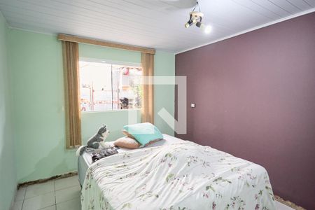 Quarto 1 de casa para alugar com 4 quartos, 200m² em Aviação, São José dos Pinhais