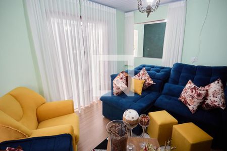 Sala de casa para alugar com 4 quartos, 200m² em Aviação, São José dos Pinhais