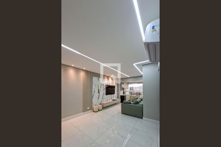 Sala de apartamento para alugar com 3 quartos, 112m² em Canto do Forte, Praia Grande